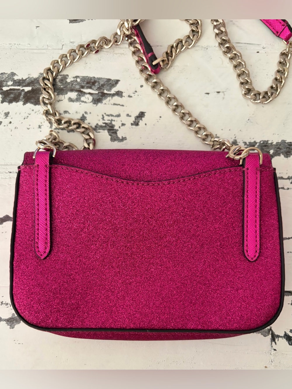Kate Spade New York Pink Glitter Crossbody Shoulder Bag with Gold Chain Strap - Picture 3 of 6